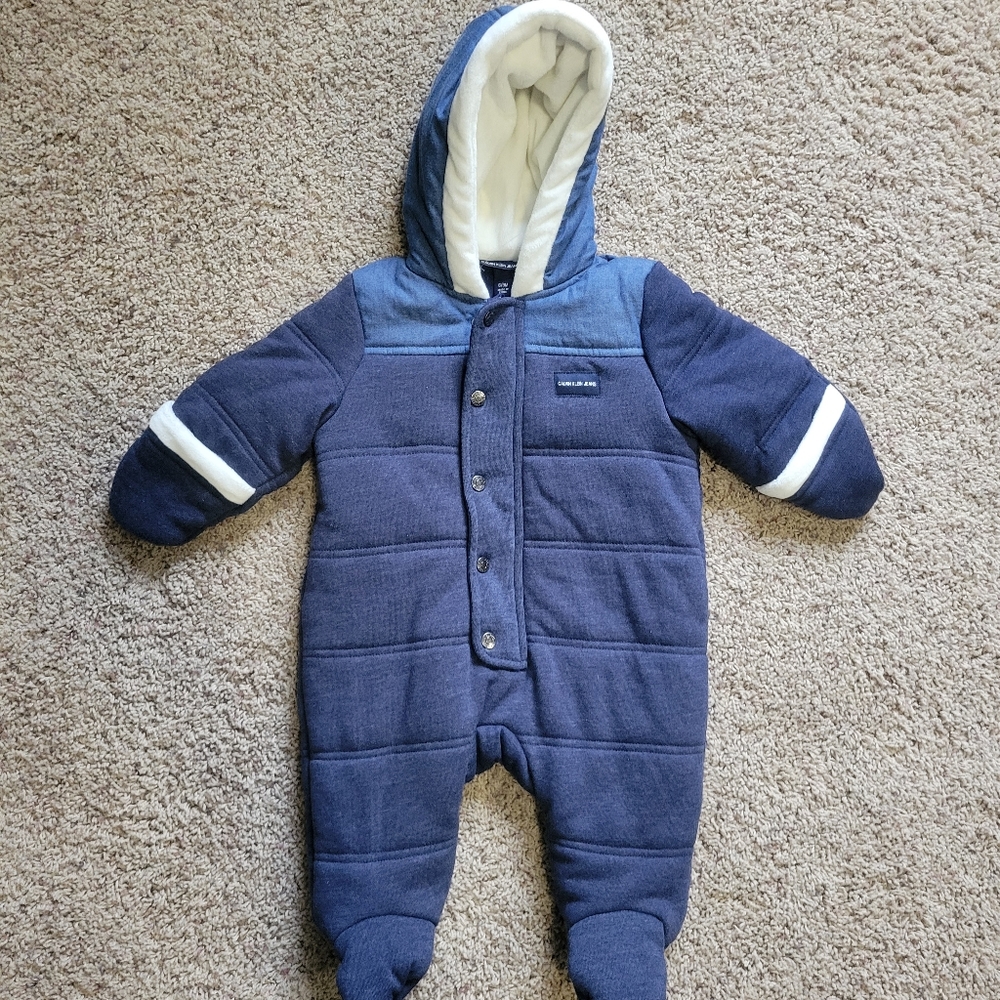 Calvin Klein infant snowsuit bunting 6-9months NWOT